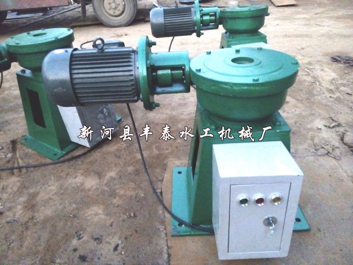直連式螺桿啟閉機(jī)1.jpg 直連式螺桿啟閉機(jī)1.jpg